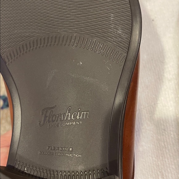 Florsheim Men's Brown Leather Slip-On Shoes - Picture 3 of 4